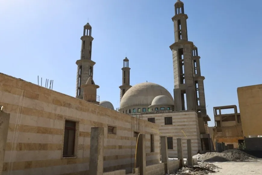 الرقة من الظلام إلى مدينة احتضنت جميع السوريين
