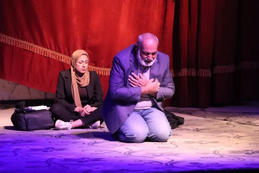 ثلاثة عروض مسرحية في كوباني