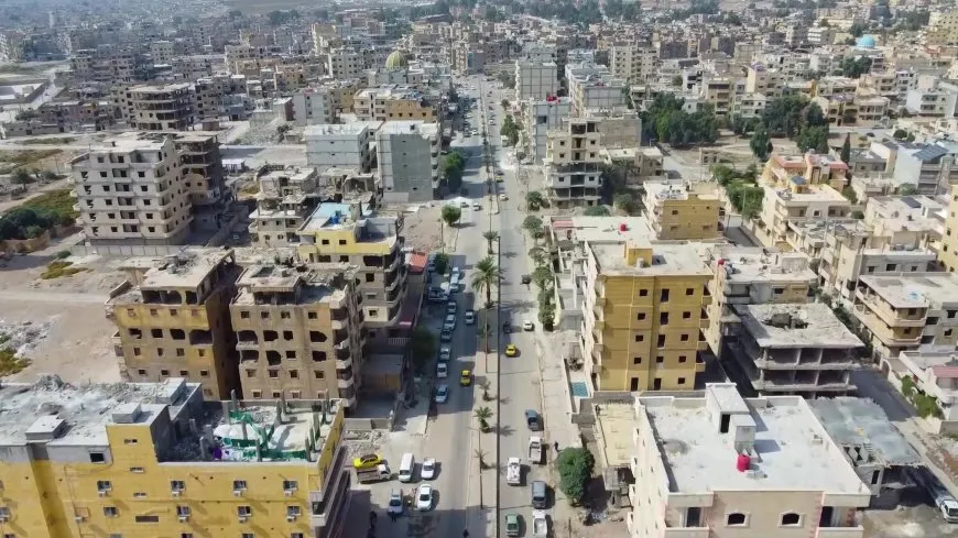 الرقة في الذكرى الثامنة للتحرير: إنجازات ملموسة وتحديات مستمرة