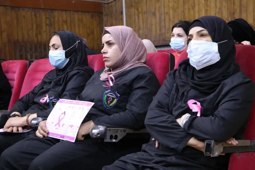 هيئة الصحة والهلال الأحمر الكردي ينظمان محاضرة توعوية حول سرطان الثدي