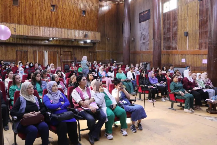 هيئة الصحة والهلال الأحمر الكردي ينظمان محاضرة توعوية حول سرطان الثدي