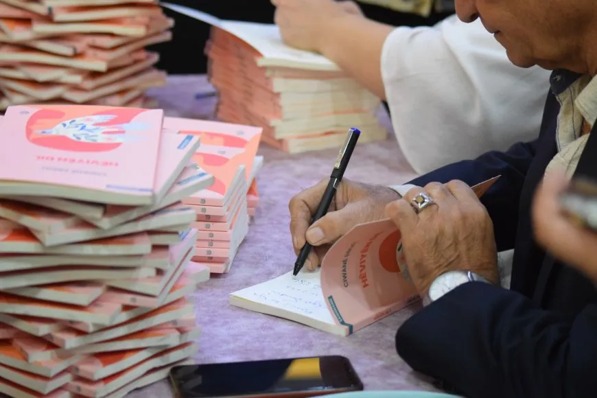 رسالة القائد عبد الله أوجلان تتصدر فعاليات معرض هركول للكتاب
