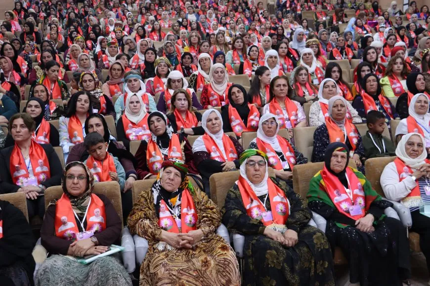 انعقاد الكونفرانس الثالث لمجلس المرأة لعوائل الشهداء في إقليم شمال وشرق سوريا