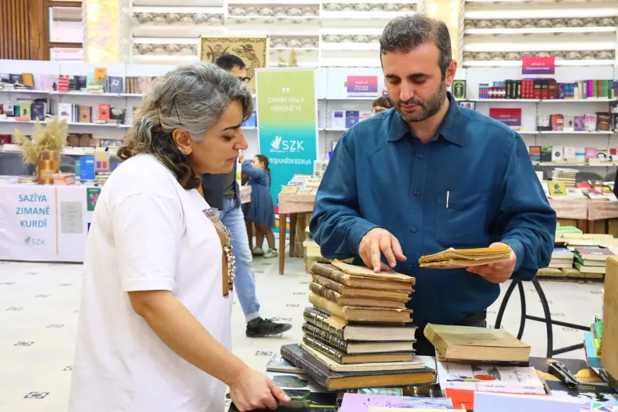 حضور ثقافي لافت في معرض الشهيد هركول