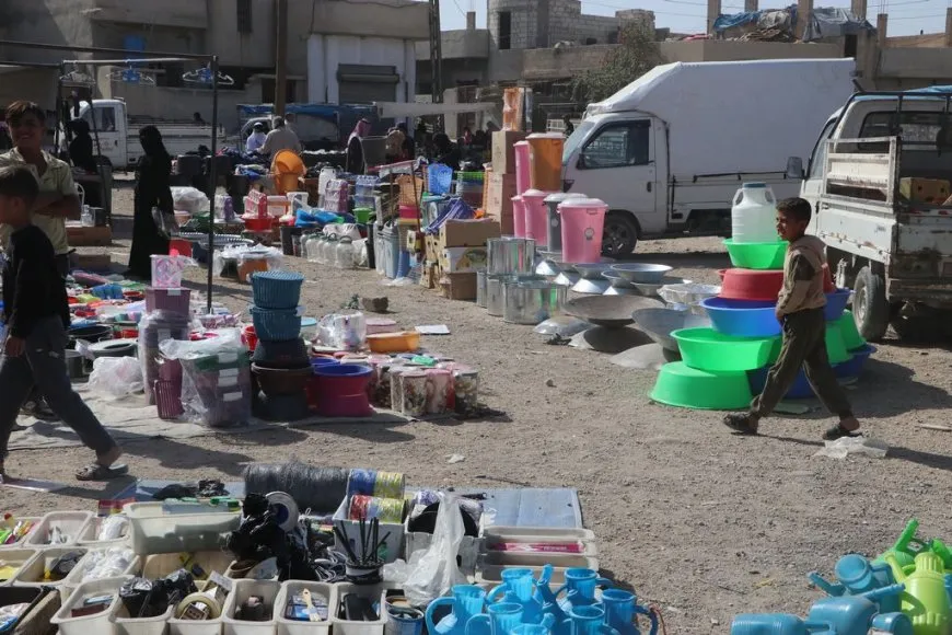 الأسواق الشعبية المتنقلة.. وجهة للأهالي والتجار ذوي الدخل المحدود