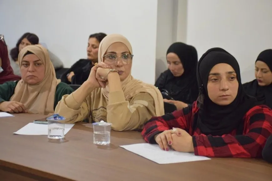 ندوة حوارية تؤكد أهمية دور المرأة في صياغة مستقبل سوريا