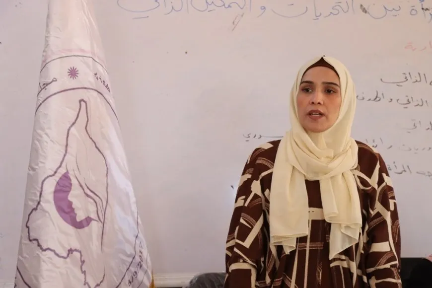 مسيرة تمكين الذات بين التحديات وسبل تجاوزها.. محور جلسة نسائية في الطبقة