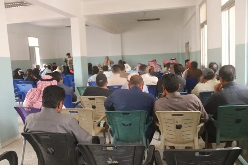 اجتماع جماهيري لشرح الوضع السياسي والاستماع لمطالب الأهالي في دير الزور