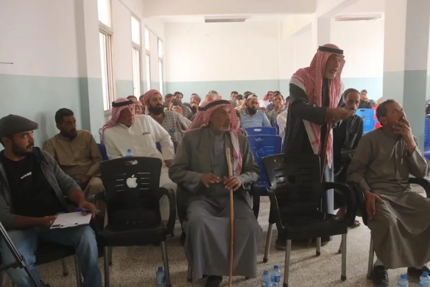 اجتماع جماهيري لشرح الوضع السياسي والاستماع لمطالب الأهالي في دير الزور