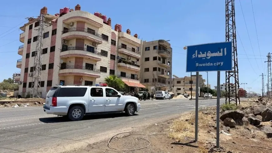 على غرار عفرين.. سرقة ونهب زيتون ريف السويداء واتهامات للحكومة الانتقالية