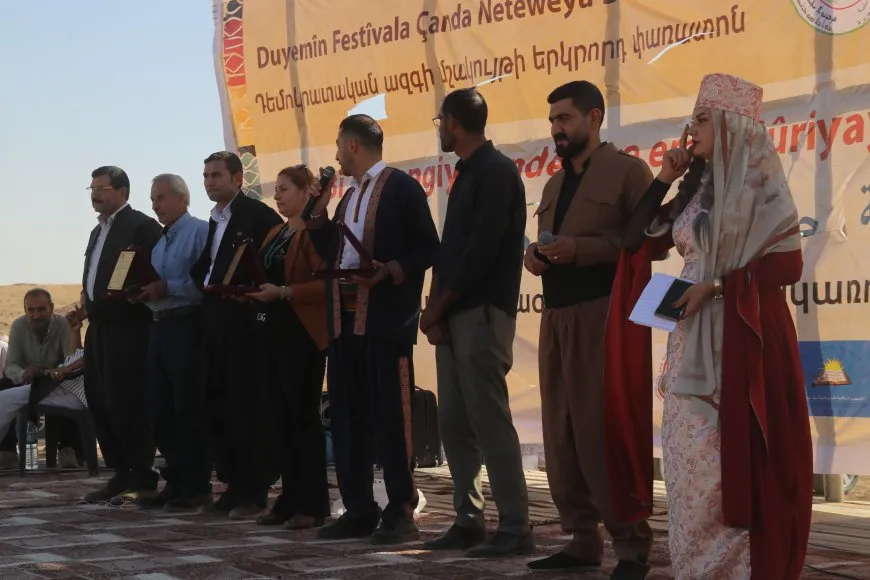 اختتام مهرجان ثقافة الأمة الديمقراطية بعروض فنية وتكريم المشاركين