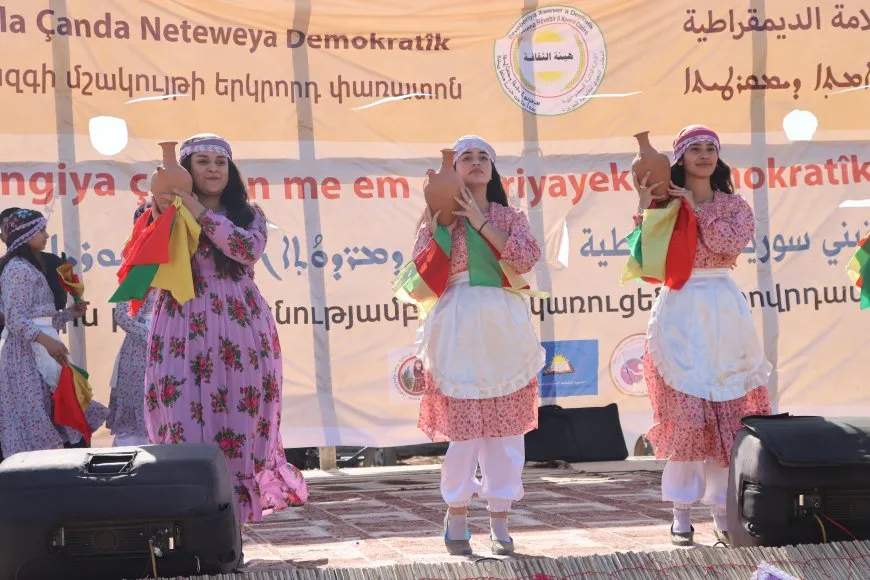 اختتام مهرجان ثقافة الأمة الديمقراطية بعروض فنية وتكريم المشاركين