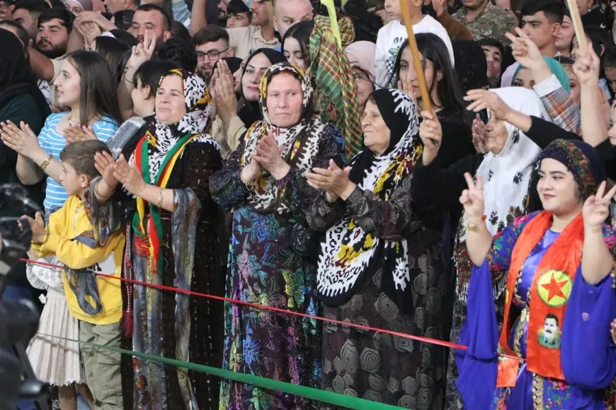 احتفالية في مدينة الحسكة دعماً لقوات سوريا الديمقراطية