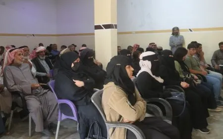 اجتماع موسّع للاستماع إلى مطالب المزارعين في مدينة هجين بدير الزور