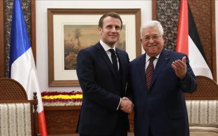 ماكرون وعباس يعلنان تشكيل لجنة مشتركة لإعداد الدستور الفلسطيني