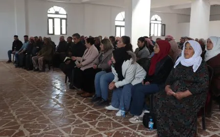 كونفرانسان في مقاطعة الفرات يؤكدان أهمية تعزيز دور الكومينات