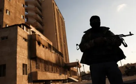 مسلحون يقتلون مواطنة داخل محلها في مدينة حمص
