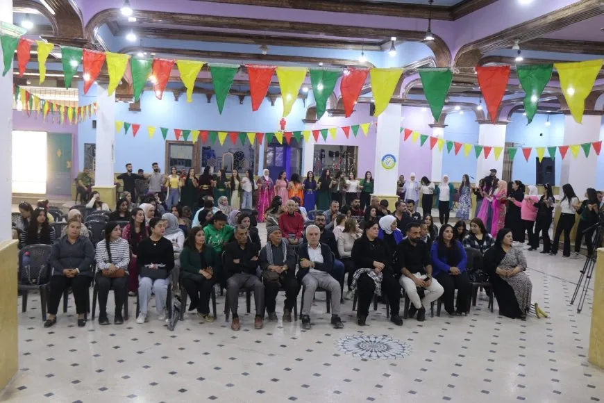 SZK في حلب توزع شهادات إنهاء الدورات على 170 طالباً وطالبة