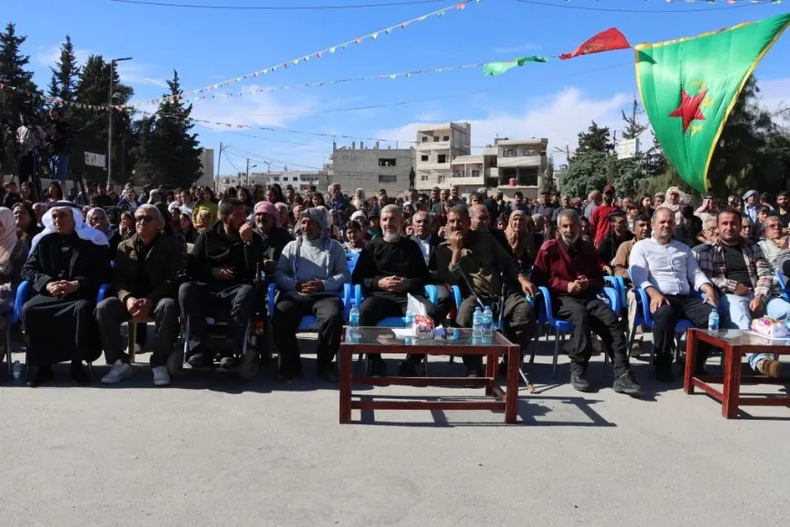 أهالي مقاطعة الفرات يحتفلون بيوم كوباني العالمي