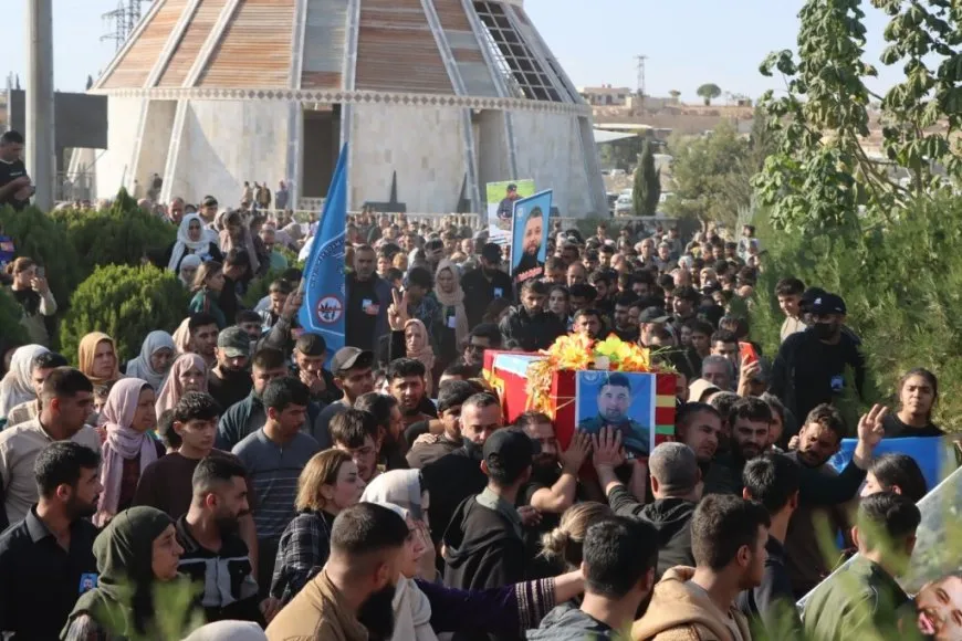تشييع جثمان شهيد واستذكار 3 شهداء في مقاطعة الفرات