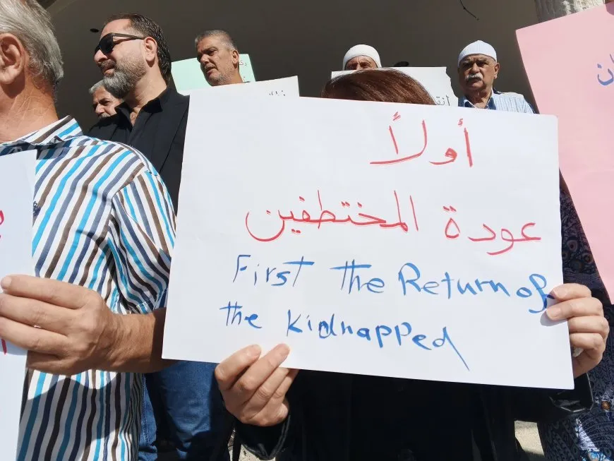 استمرار الاحتجاج في السويداء ضد وجود قوات الحكومة الانتقالية في ريفها 