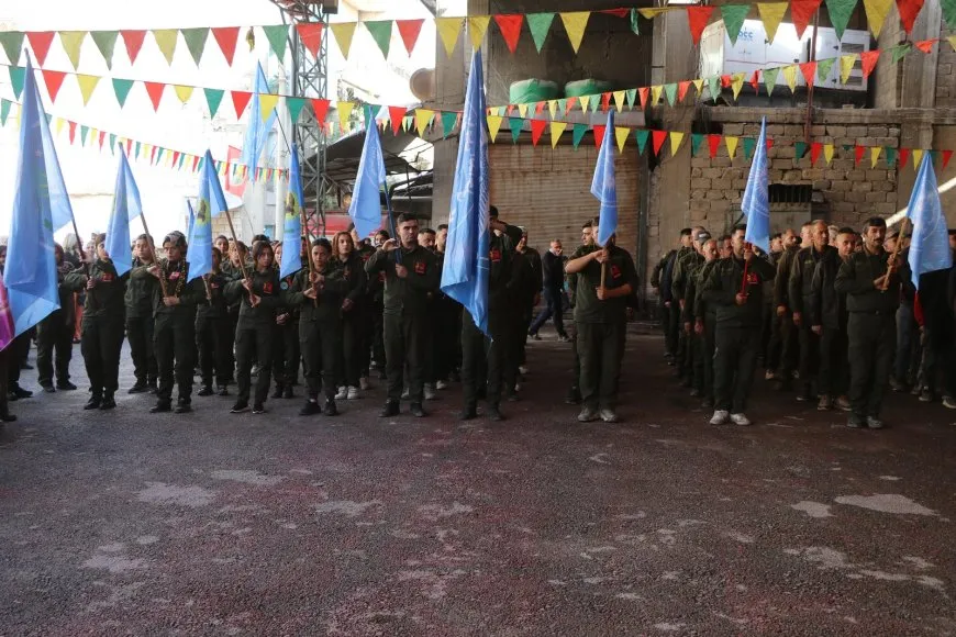 مراسم غيابية لمقاتل في قوات الدفاع الشعبي بحلب