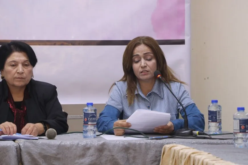ندوة حوارية نسائية في حلب حول اللامركزية والدستور الجامع