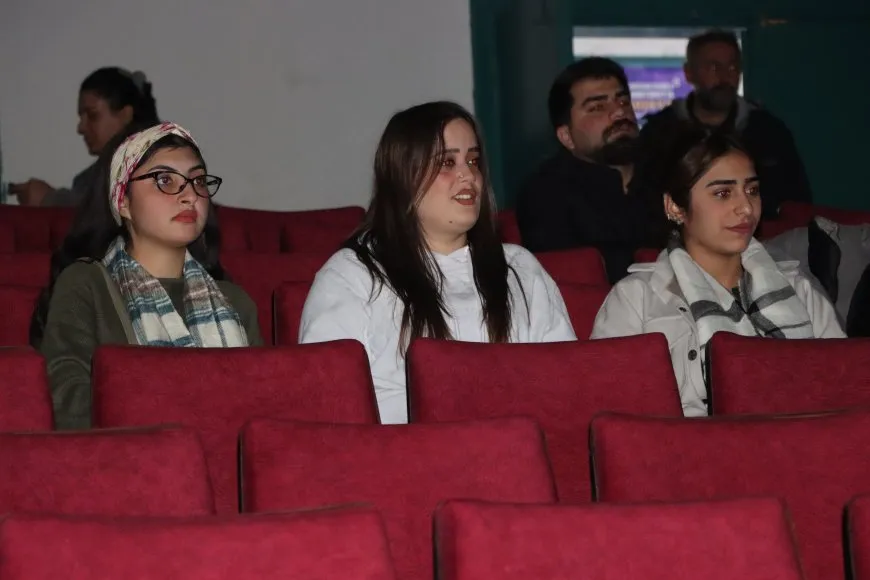 Tevî Her Tiştî"".. قصة نساء روج آفا في مواجهة الحرب وبناء الحرية