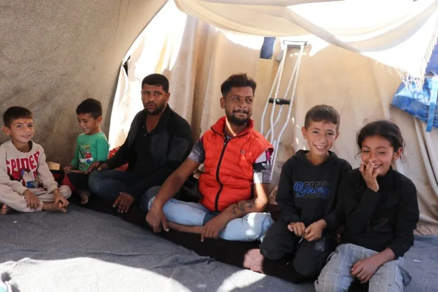 بعد فقدان ساقه وتهجيره مرتين حسين يعيش على أمل العودة