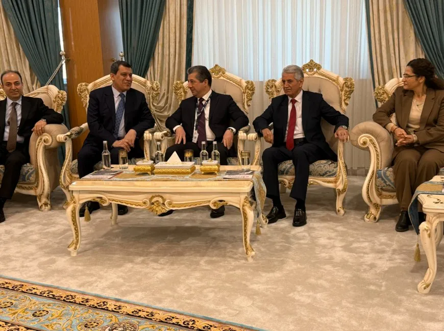 جلسة حوارية لإلهام أحمد وكلمة لمظلوم عبدي في منتدى السلام بدهوك