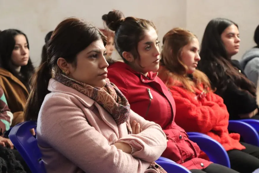 فعاليتان في مقاطعة الفرات وحلب حول اليوم العالمي لمناهضة العنف ضد المرأة