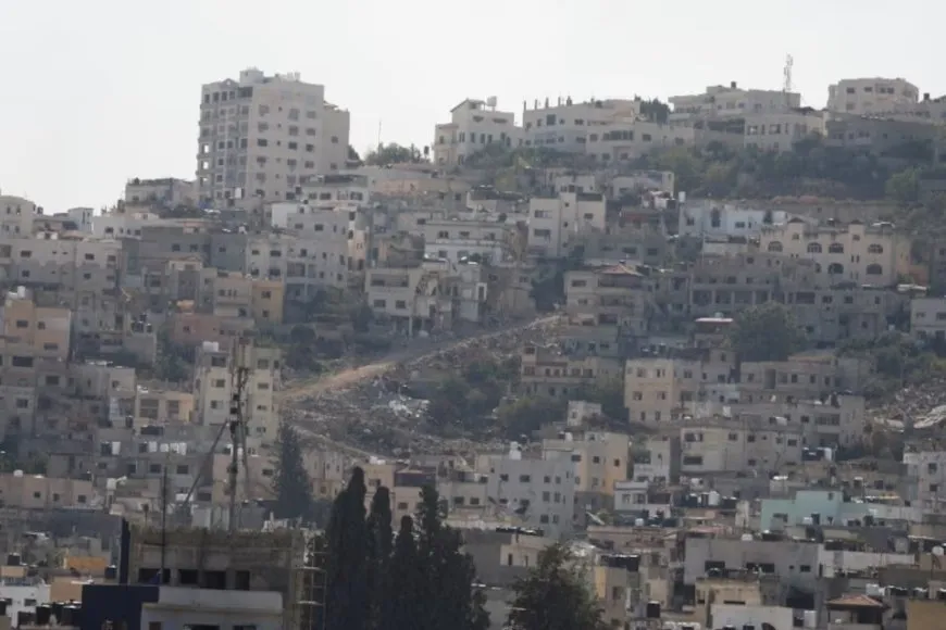 هيومن  رايتس ووتش: إبعاد إسرائيل لآلاف الفلسطينيين من مخيمات الضفة يرتقي لجرائم حرب