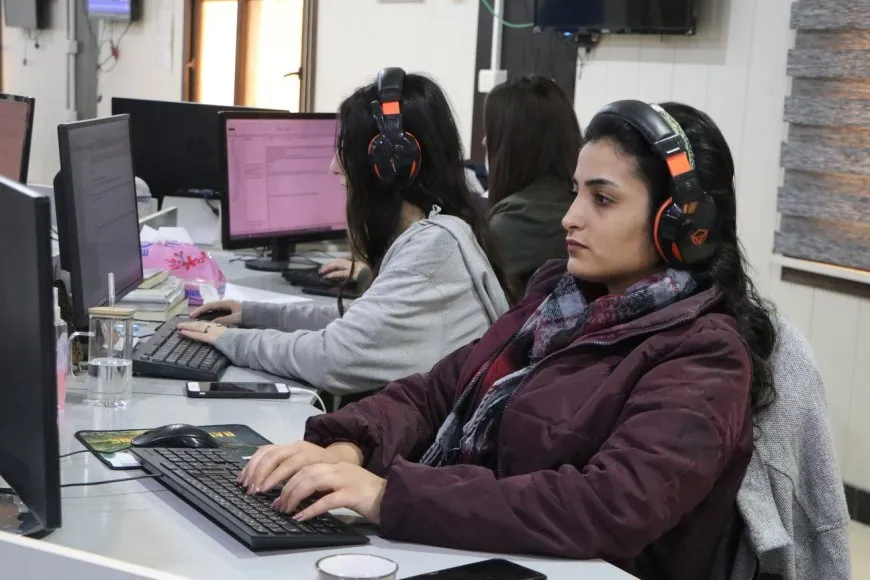 فضائية روناهي.. 14 عاماً من تغطية واقع المنطقة من وجهة نظر المرأة
