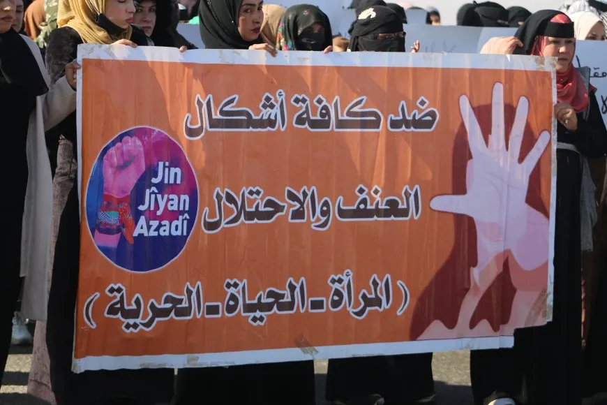 فعاليات لتجمُّع نساء زنوبيا في دير الزور بمناسبة اليوم العالمي لمناهضة العنف ضد المرأة