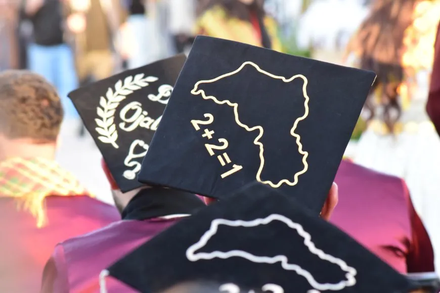 حفل تخرج 211 طالبة وطالباً من جامعة روج آفا في قامشلو