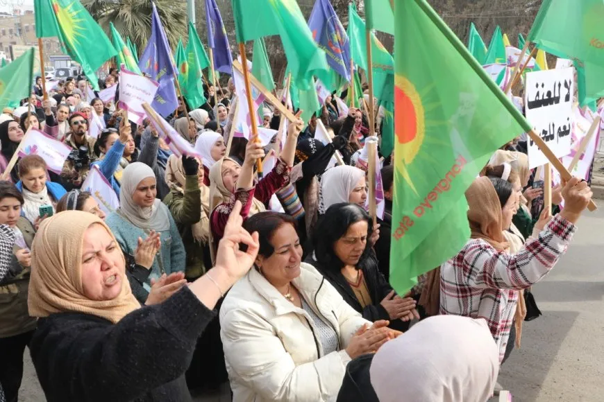 من الحسكة.. الحياة الكومنالية نموذج لإنهاء العنف ضد المرأة