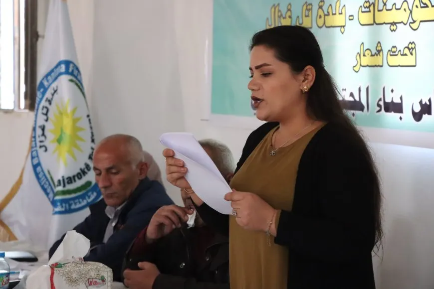 كونفرانسان في مقاطعة الفرات يؤكدان أهمية تعزيز دور الكومينات