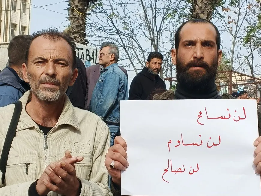احتجاجات في السويداء للمطالبة بالإفراج عن المختطفين والعودة الأمنة