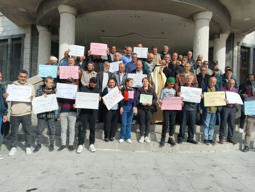 احتجاجات في السويداء للمطالبة بالإفراج عن المختطفين والعودة الأمنة