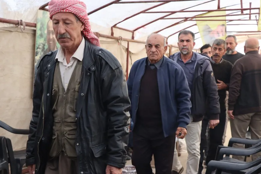 تقديم واجب العزاء لذوي عضو في حركة المجتمع الديمقراطي بقامشلو