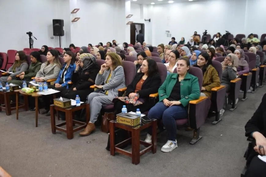 منصة الفعاليات النسائية تختتم فعاليات مناهضة العنف بمنتدى حواري في الرقة