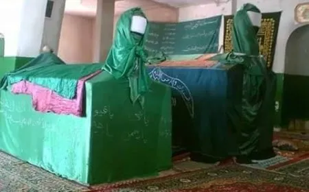 مقطع مصوّر يوثّق تفجير مقام ديني للعلويين بريف حماة