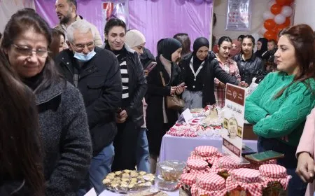 افتتاح معرض "لمسات نسائية بين الفن والإبداع" في قامشلو