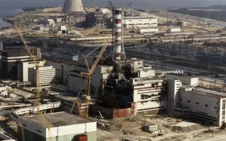 الدرع الواقي لمحطة تشرنوبل النووية بأوكرانيا يتضرر بعد هجوم 