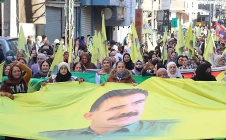 عضوات PYD: نضالنا مستمر حتى تحقيق حرية القائد الجسدية
