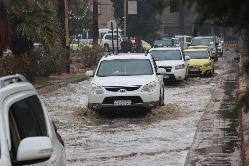 أمطار غزيرة تعيد الحياة إلى الجزيرة بعد طول انتظار