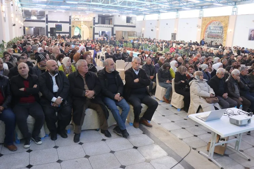 انعقاد الكونفرانس الأول للكومينات في حلب