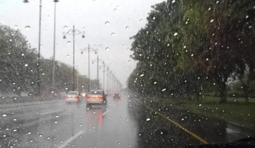 منخفض جوي يرافقه هطولات مطرية 