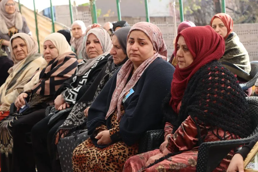 تقديم واجب العزاء لذوي عضو من قوى الأمن الداخلي في قامشلو