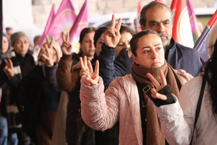مراسم غيابية لمقاتلَين من قوات سوريا الديمقراطية في حلب